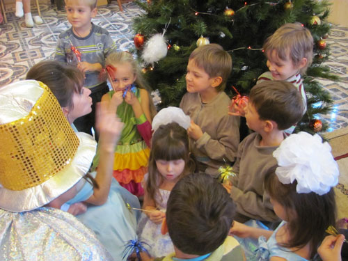 Детский новогодний утренник в детском центре «Солнечная сказка», 29 декабря 2012 года