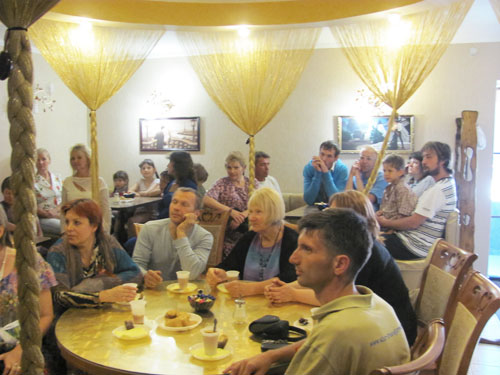Торжественный вечер-встреча в оздоровительном центре, посвященный 68-й годовщине Победы,  поселок Железнодорожное, 9 мая 2013 года
